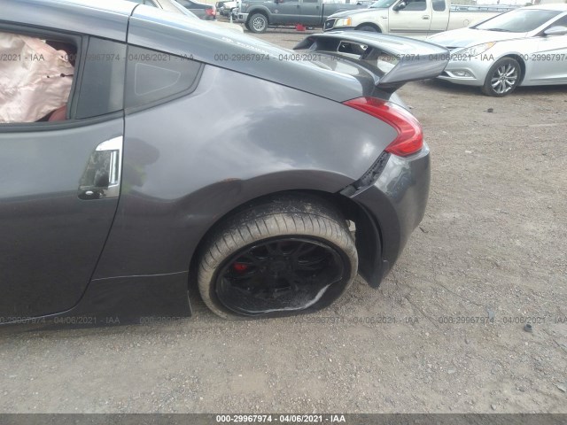 Photo 5 VIN: JN1AZ4EH4AM502457 - NISSAN 370Z 