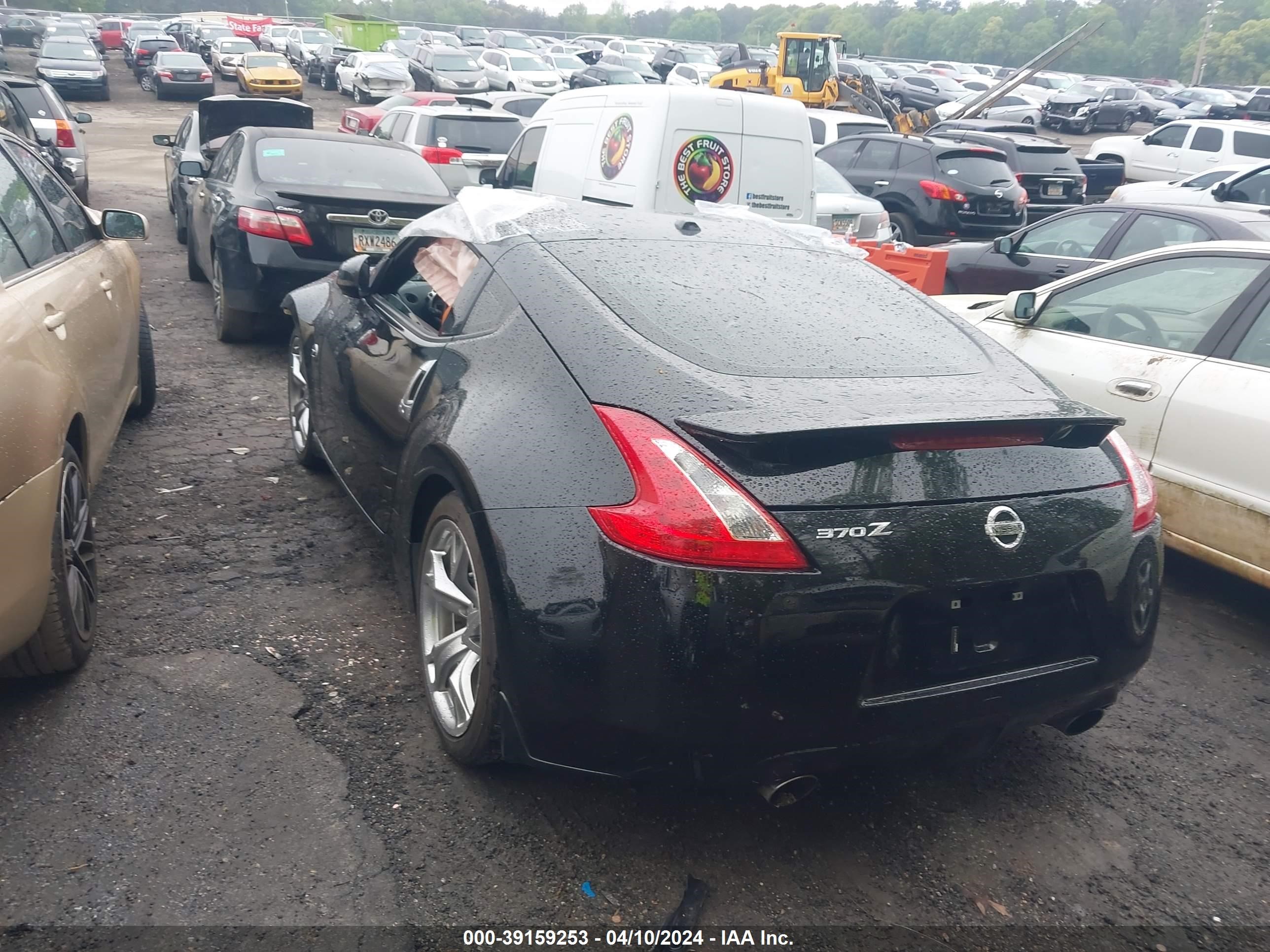 Photo 2 VIN: JN1AZ4EH4BM550980 - NISSAN 370Z 