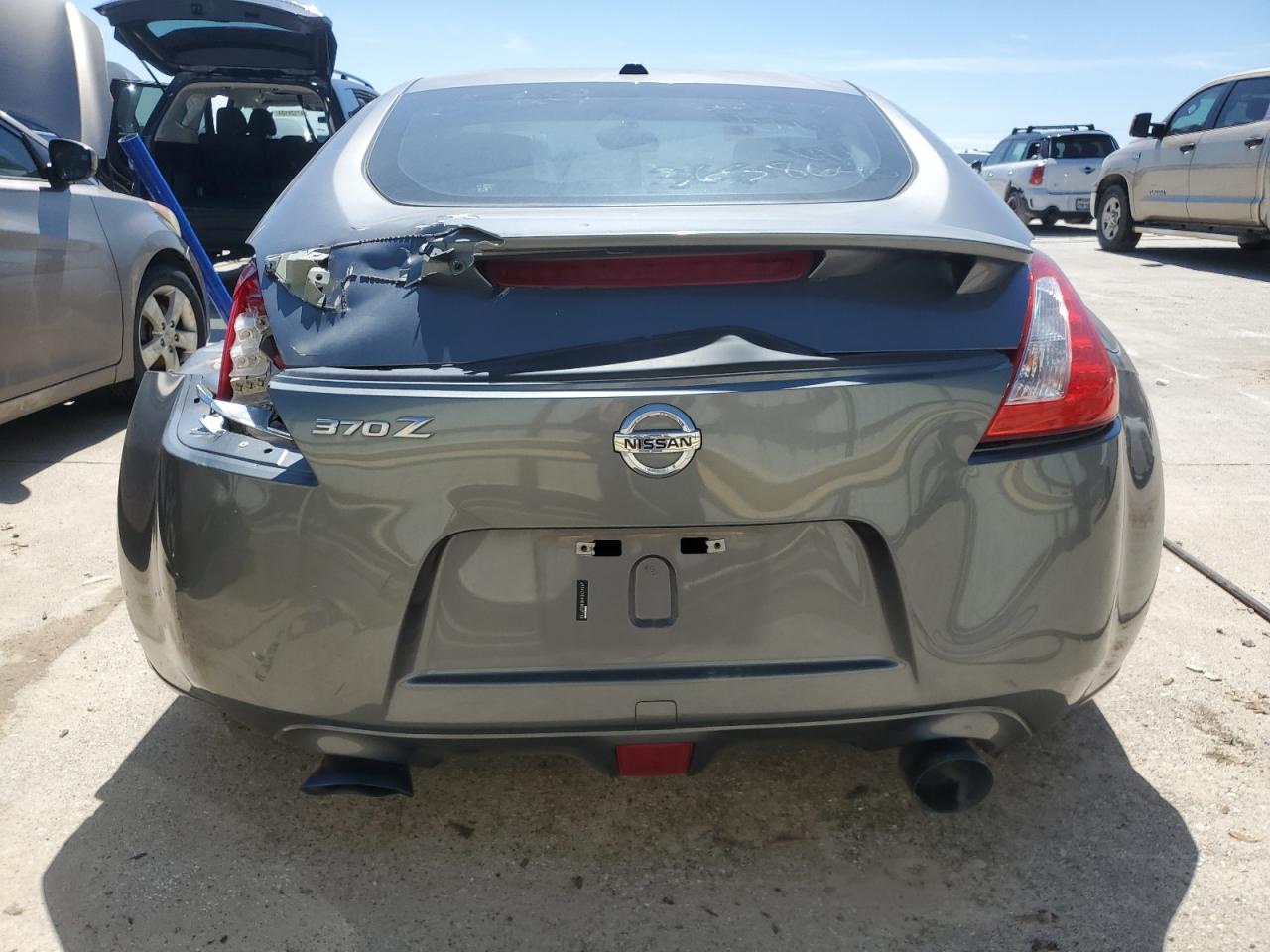 Photo 5 VIN: JN1AZ4EH4EM637119 - NISSAN 370Z 