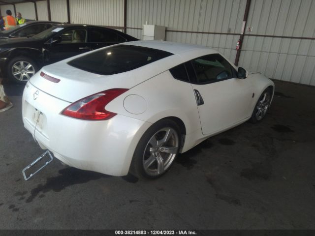 Photo 3 VIN: JN1AZ4EH5BM550227 - NISSAN 370Z 