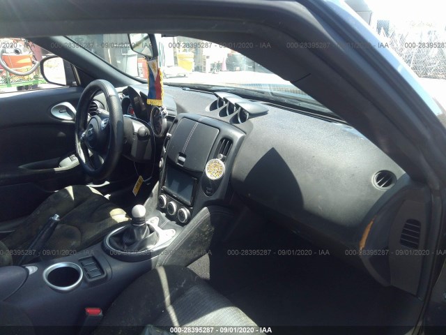 Photo 4 VIN: JN1AZ4EH6BM551838 - NISSAN 370Z 