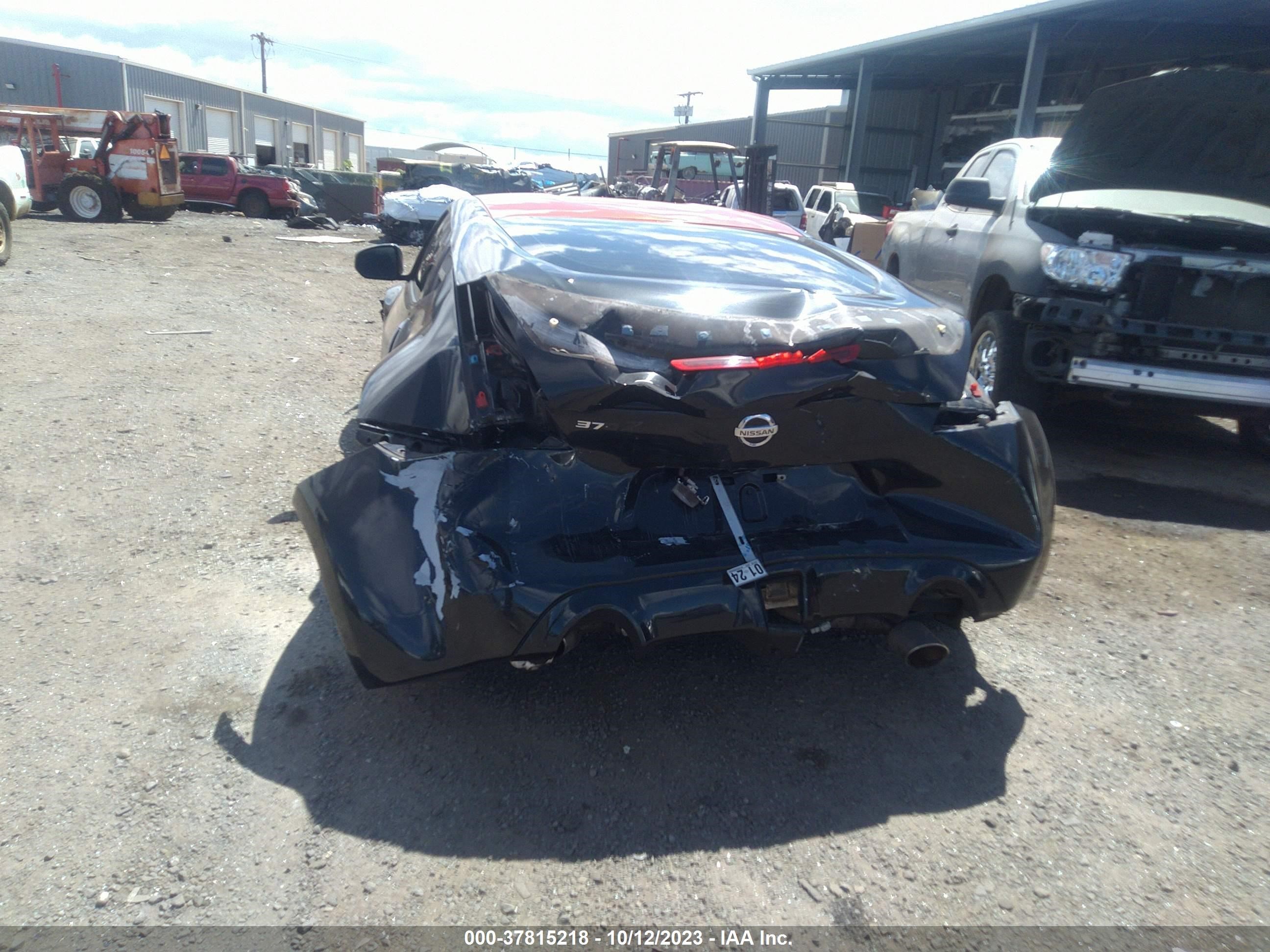 Photo 5 VIN: JN1AZ4EH7BM550052 - NISSAN 370Z 