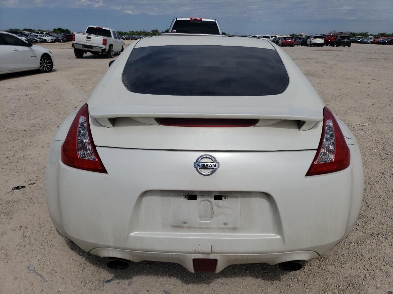 Photo 5 VIN: JN1AZ4EH7DM383730 - NISSAN 370Z 