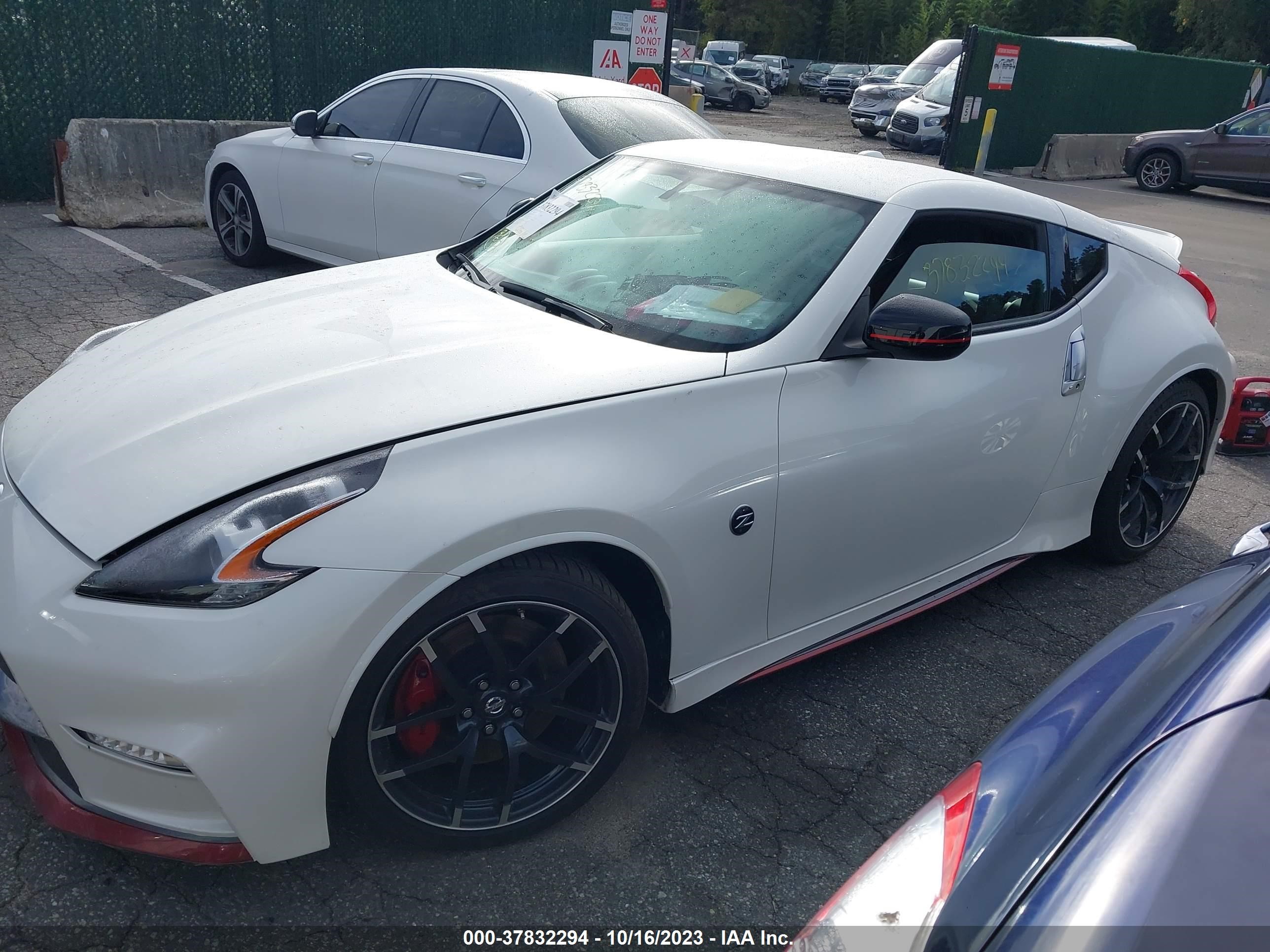 Photo 13 VIN: JN1AZ4EH7GM935778 - NISSAN 370Z 