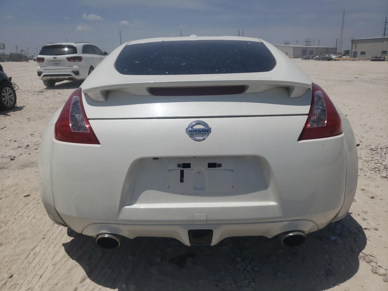 Photo 5 VIN: JN1AZ4EH8CM561191 - NISSAN 370Z 