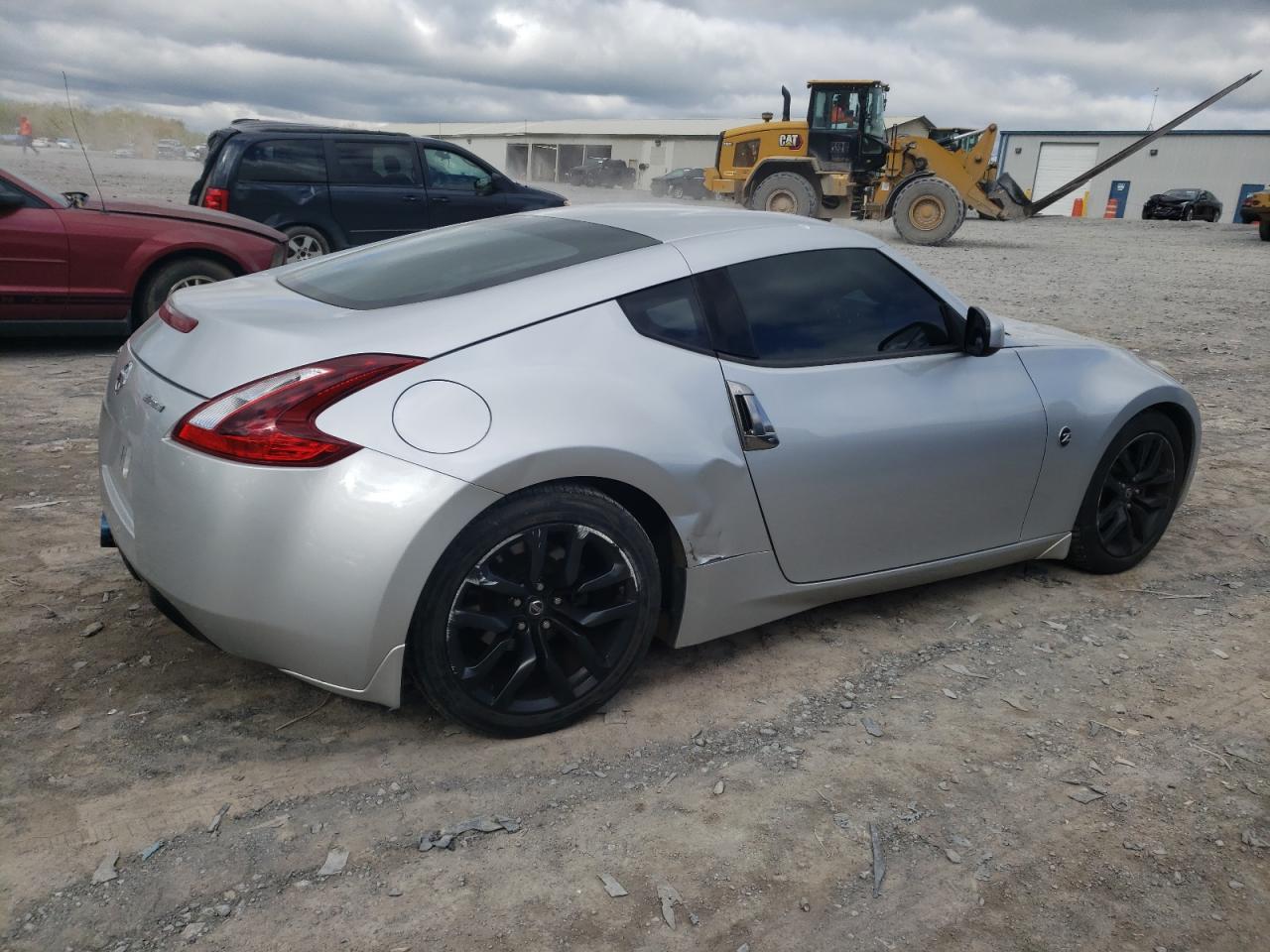 Photo 2 VIN: JN1AZ4EH8JM570874 - NISSAN 370Z 