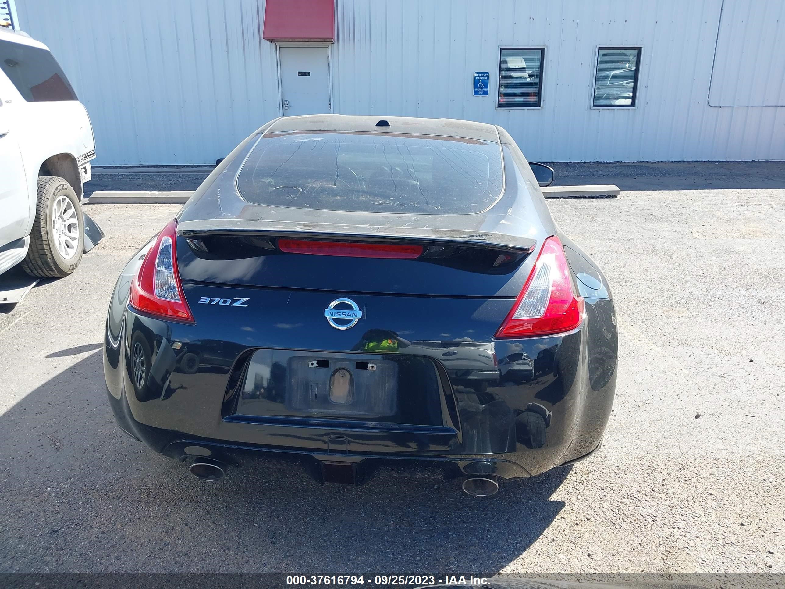 Photo 16 VIN: JN1AZ4EH9AM504849 - NISSAN 370Z 