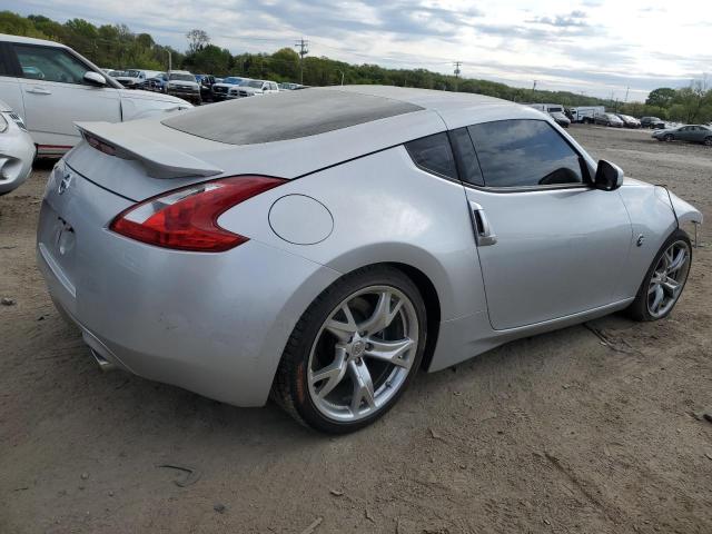 Photo 2 VIN: JN1AZ4EH9BM555012 - NISSAN 370Z 