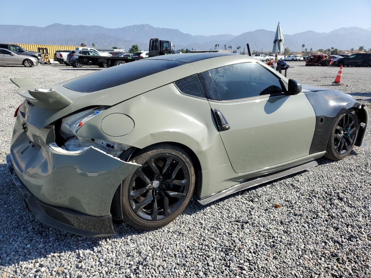 Photo 2 VIN: JN1AZ4EH9DM880455 - NISSAN 370Z 