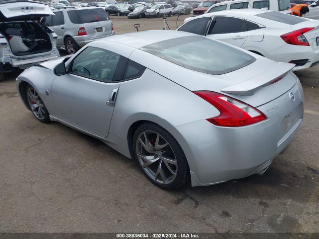 Photo 2 VIN: JN1AZ4EH9FM440917 - NISSAN 370Z 