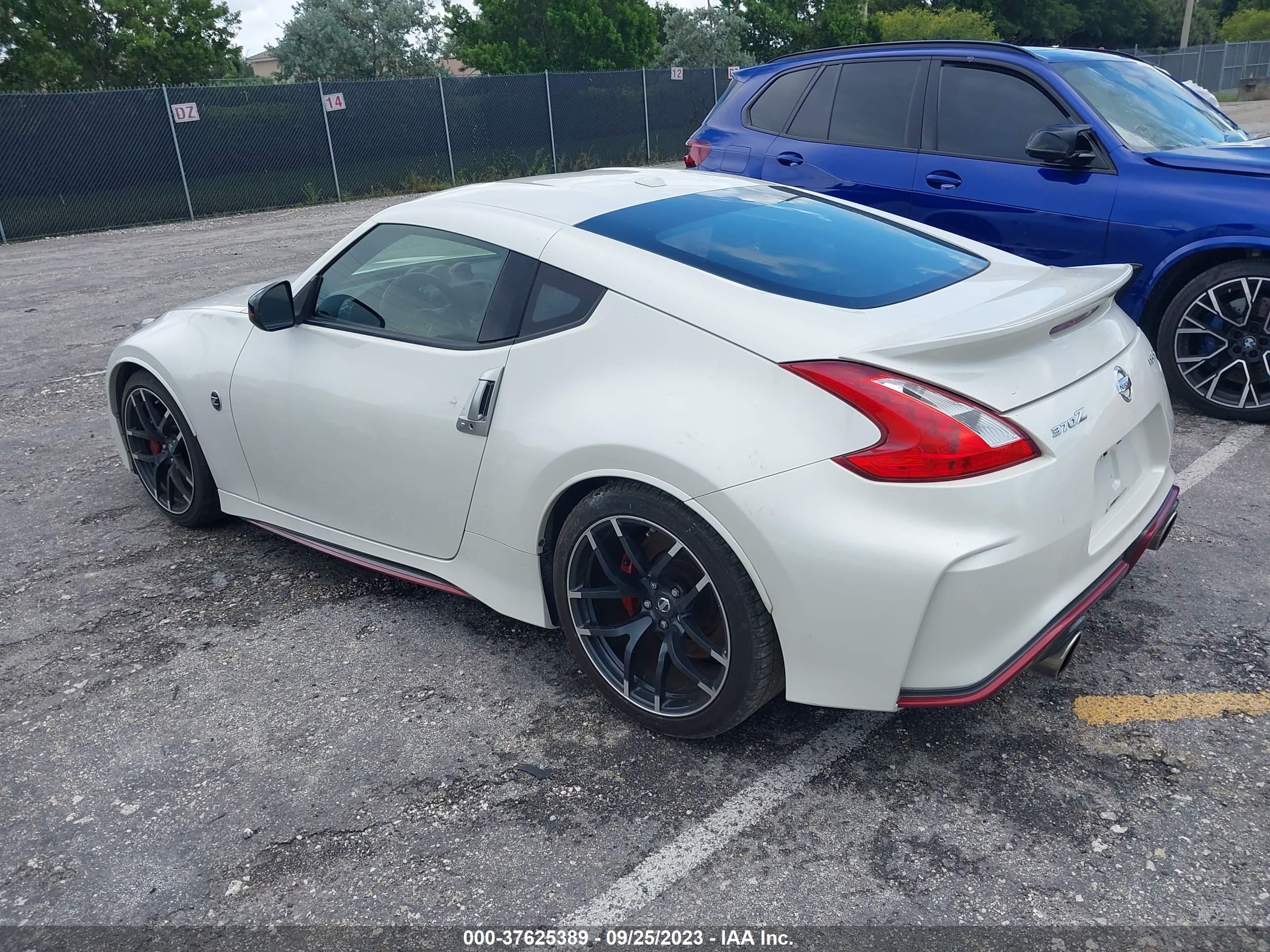 Photo 2 VIN: JN1AZ4EH9HM950395 - NISSAN 370Z 