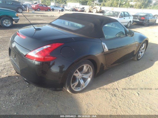 Photo 3 VIN: JN1AZ4FH0AM303775 - NISSAN 370Z 