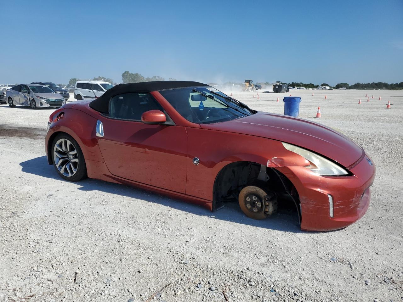 Photo 3 VIN: JN1AZ4FH2DM790241 - NISSAN 370Z 