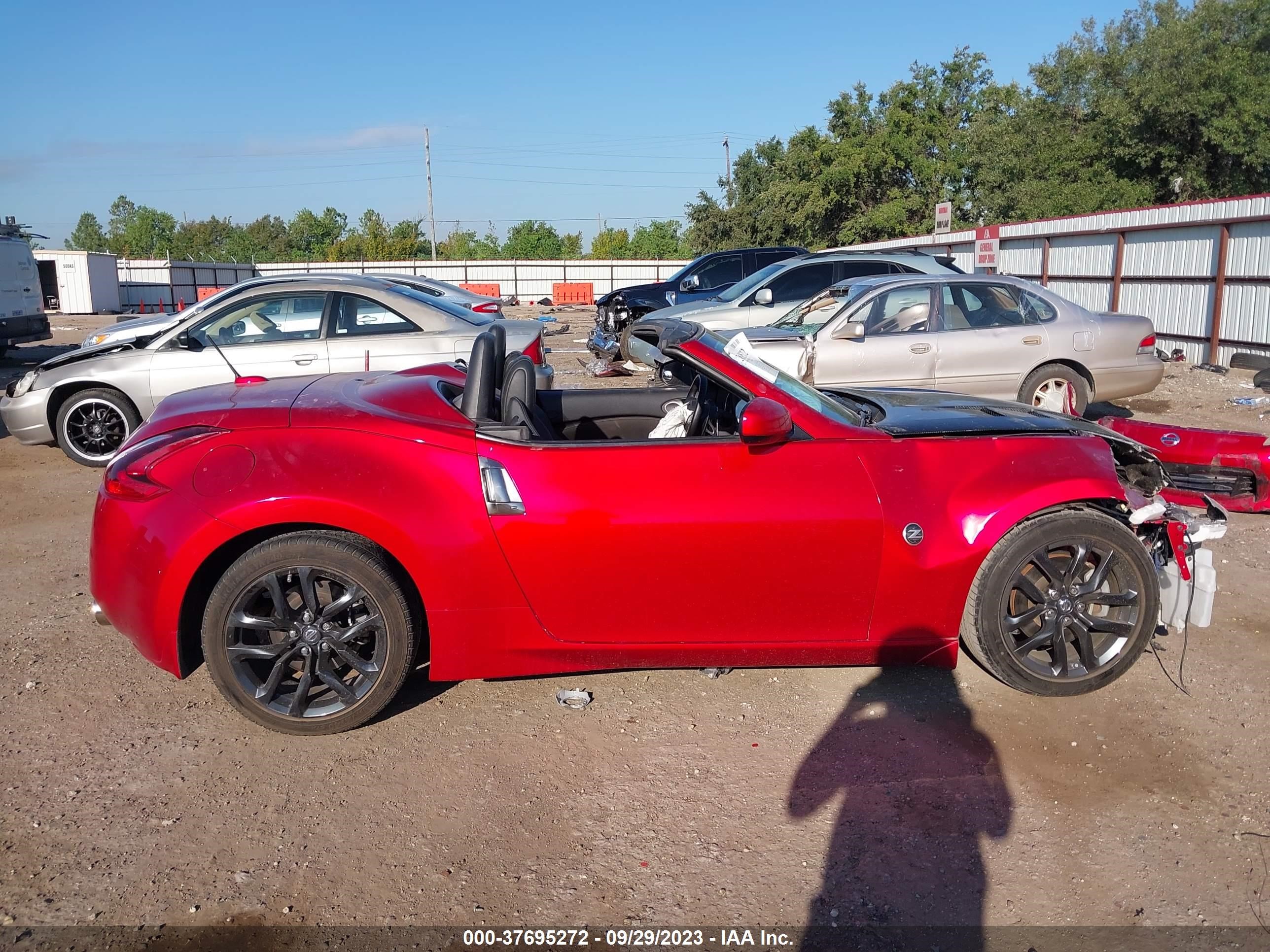 Photo 13 VIN: JN1AZ4FH2KM620300 - NISSAN 370Z 