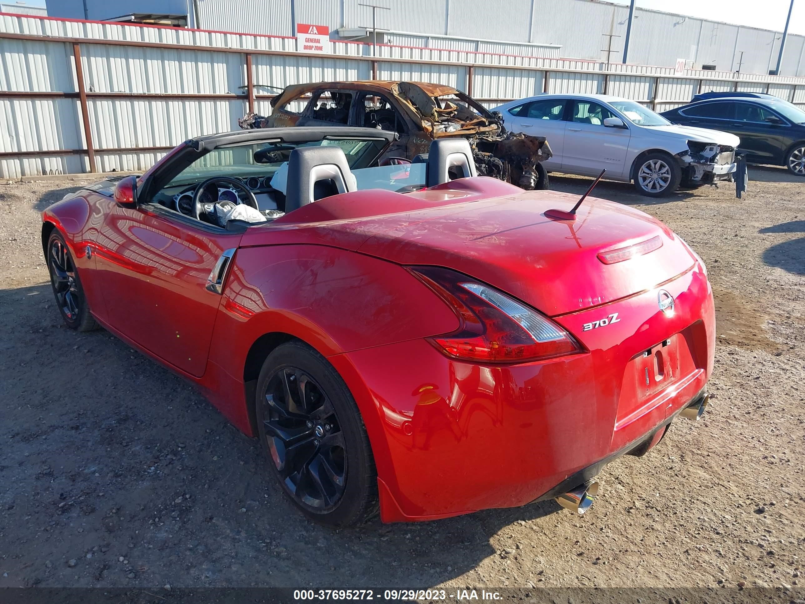 Photo 2 VIN: JN1AZ4FH2KM620300 - NISSAN 370Z 