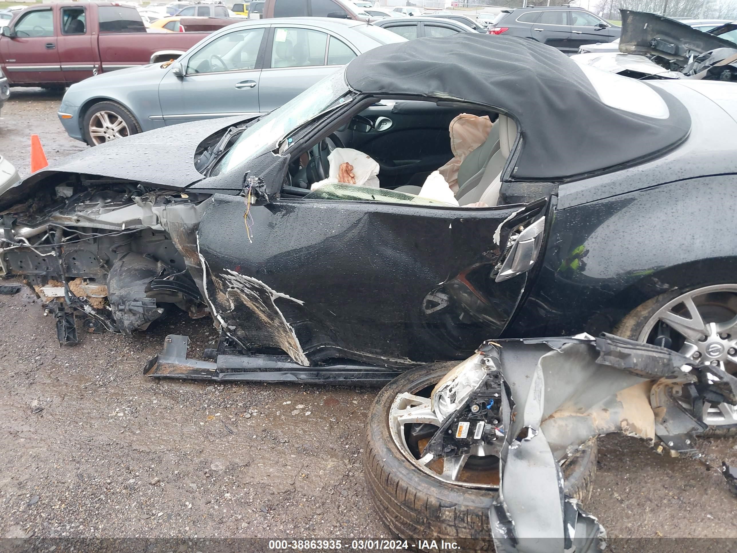 Photo 12 VIN: JN1AZ4FH3AM304399 - NISSAN 370Z 