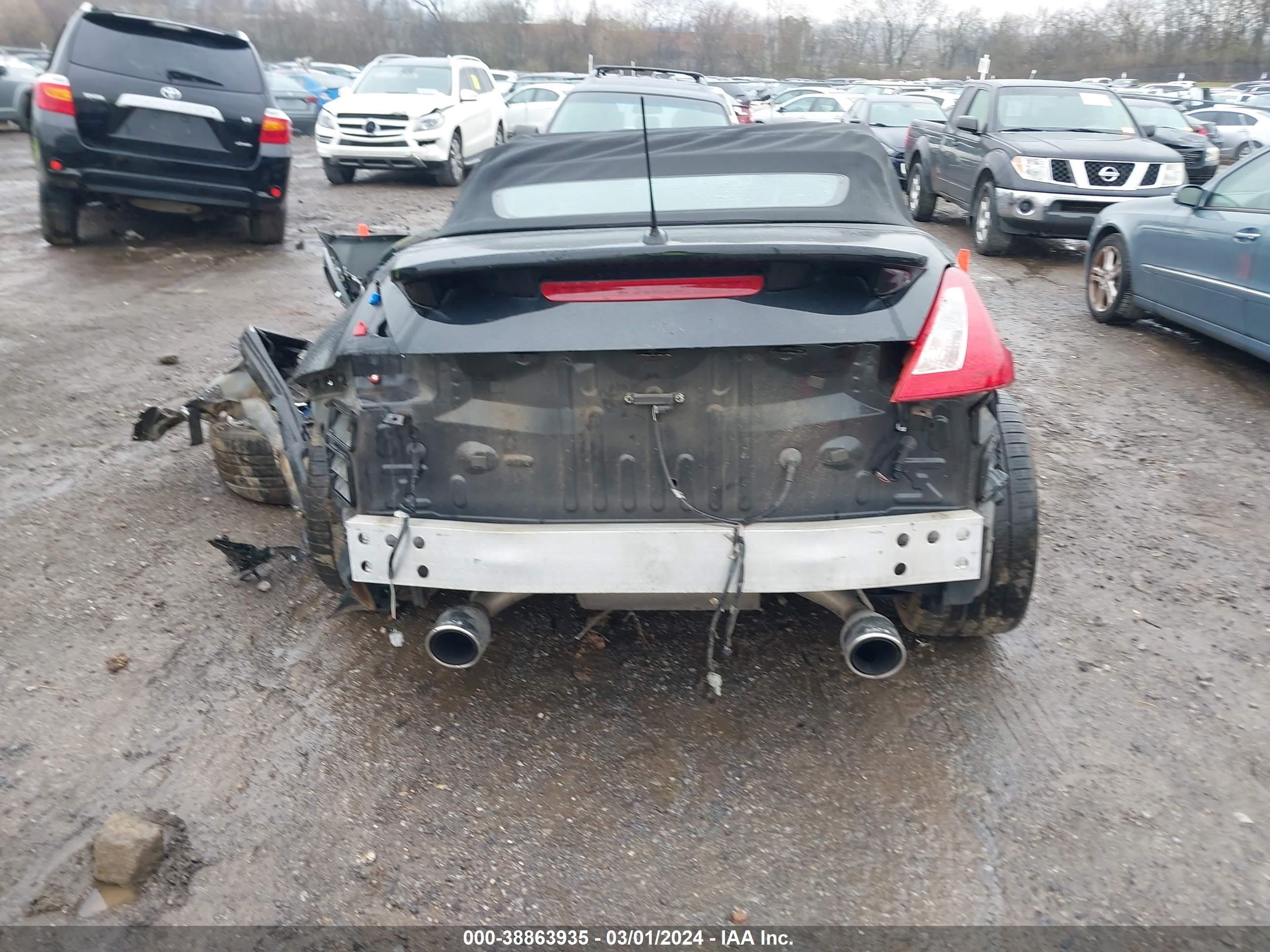 Photo 14 VIN: JN1AZ4FH3AM304399 - NISSAN 370Z 