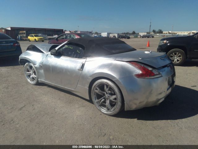 Photo 2 VIN: JN1AZ4FH3AM304497 - NISSAN 370Z 