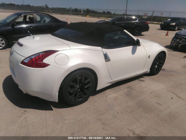 Photo 3 VIN: JN1AZ4FH3GM910570 - NISSAN 370Z 