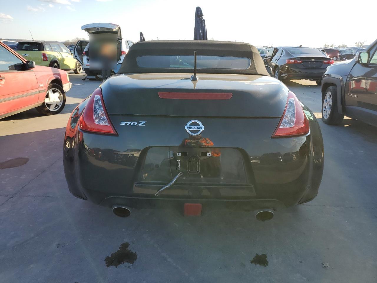 Photo 5 VIN: JN1AZ4FH3HM940248 - NISSAN 370Z 