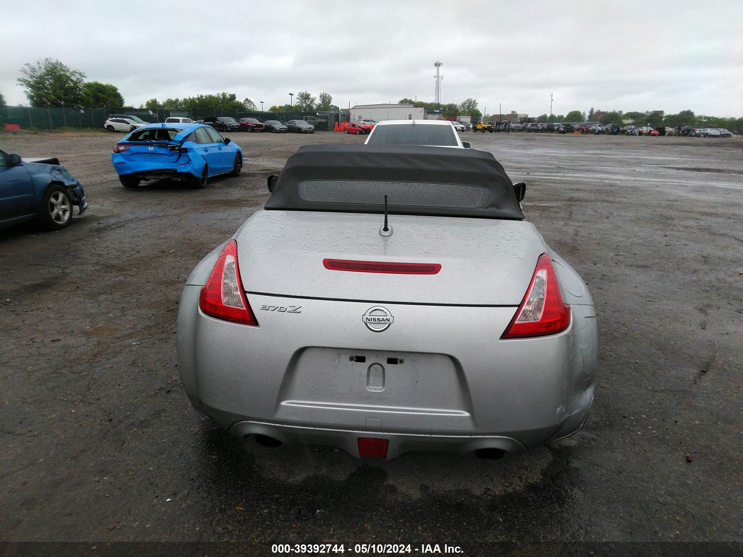 Photo 15 VIN: JN1AZ4FH4GM910691 - NISSAN 370Z 