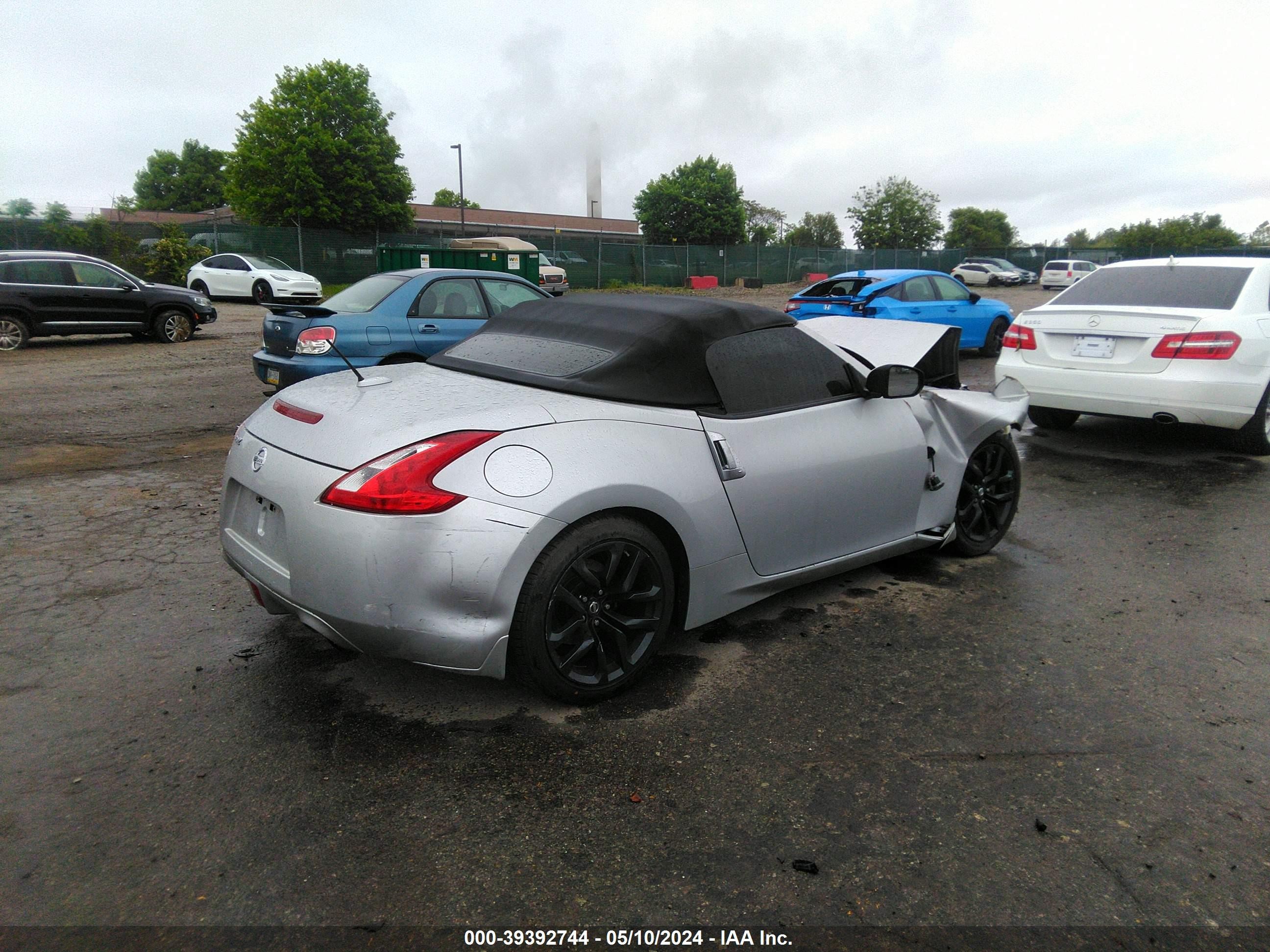 Photo 3 VIN: JN1AZ4FH4GM910691 - NISSAN 370Z 