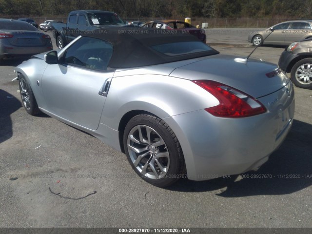 Photo 2 VIN: JN1AZ4FH5BM360023 - NISSAN 370Z 