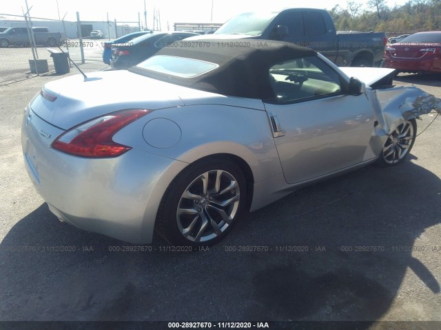 Photo 3 VIN: JN1AZ4FH5BM360023 - NISSAN 370Z 