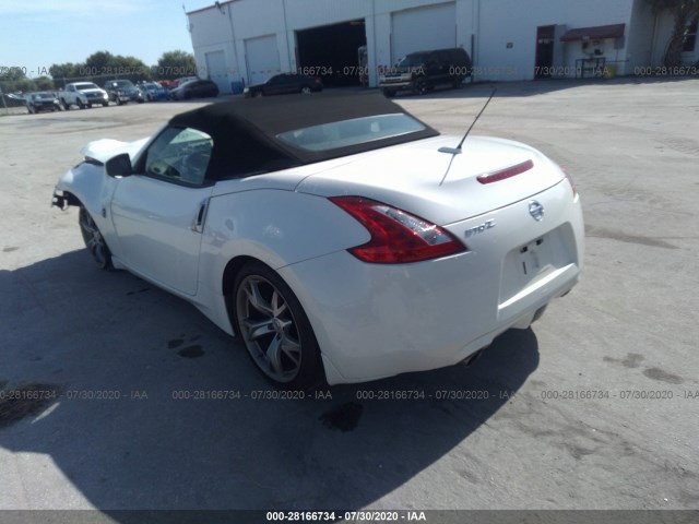 Photo 2 VIN: JN1AZ4FH5BM360197 - NISSAN 370Z 