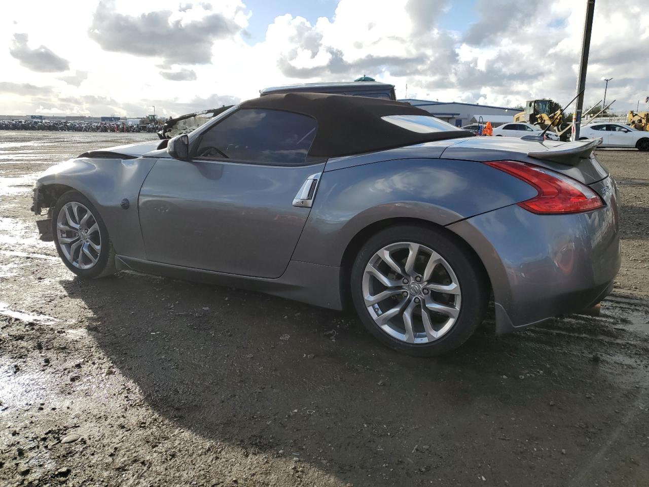 Photo 1 VIN: JN1AZ4FH6BM360757 - NISSAN 370Z 