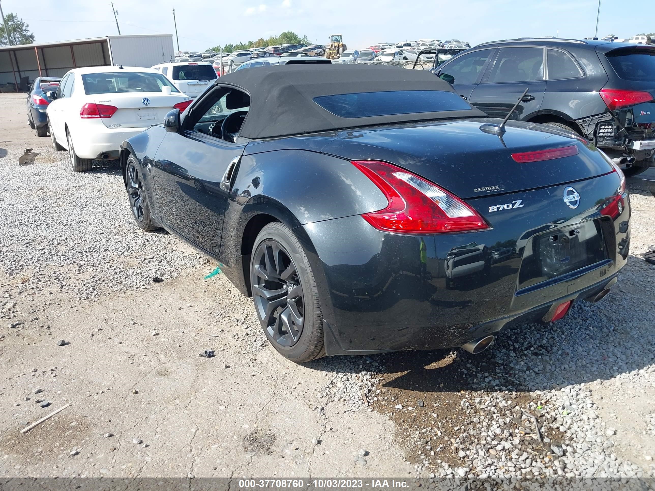 Photo 2 VIN: JN1AZ4FH6JM520263 - NISSAN 370Z 