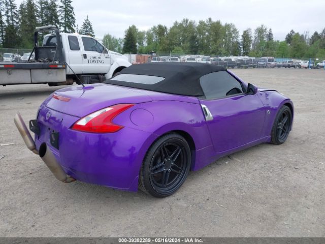 Photo 3 VIN: JN1AZ4FH9AM304391 - NISSAN 370Z 