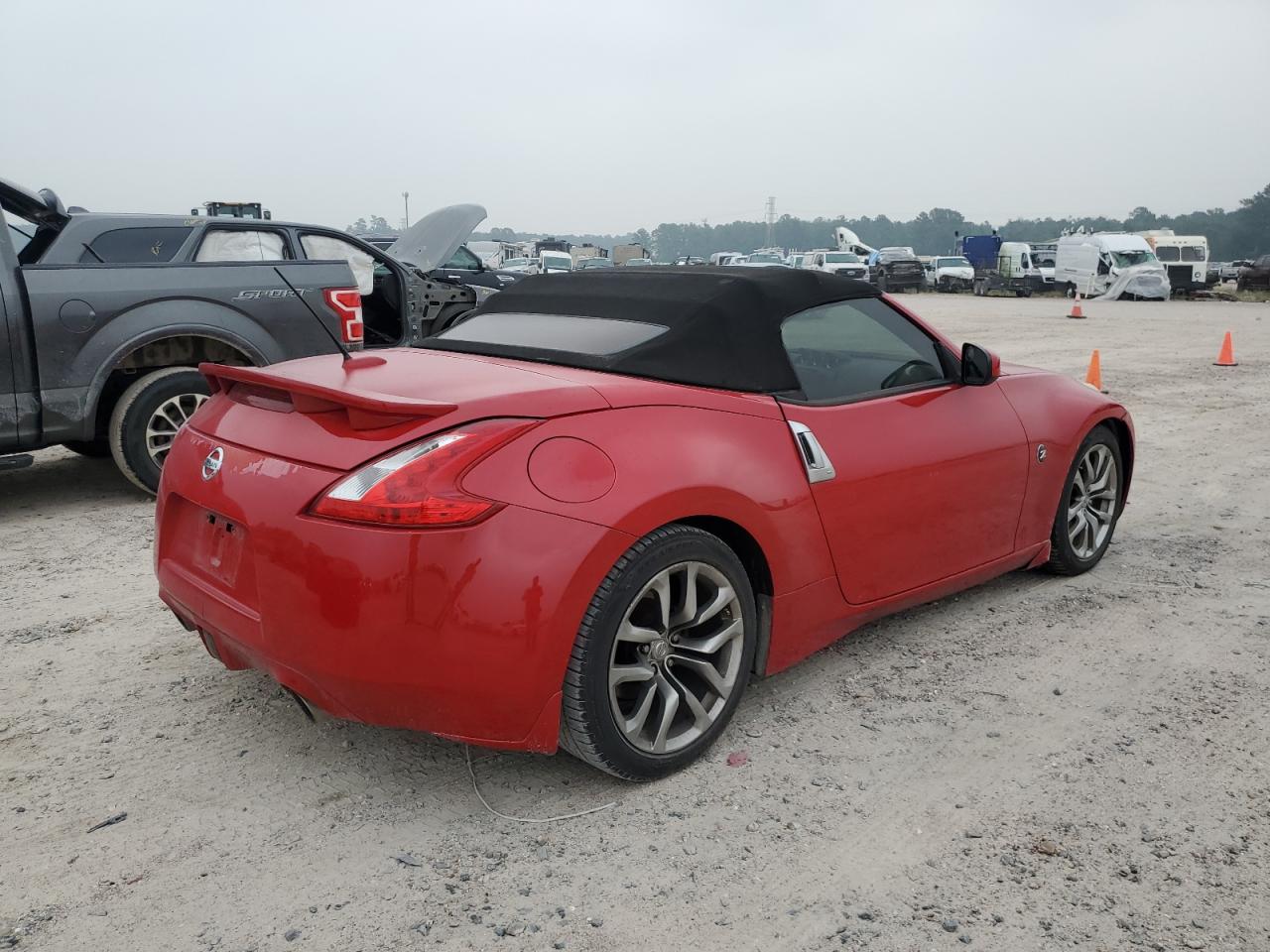 Photo 2 VIN: JN1AZ4FH9BM360297 - NISSAN 370Z 