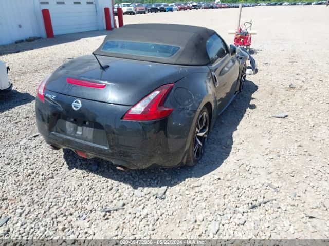 Photo 3 VIN: JN1AZ4FHXJM520086 - NISSAN 370Z 