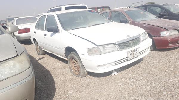 Photo 8 VIN: JN1BB41S8YW002651 - NISSAN SUNNY 