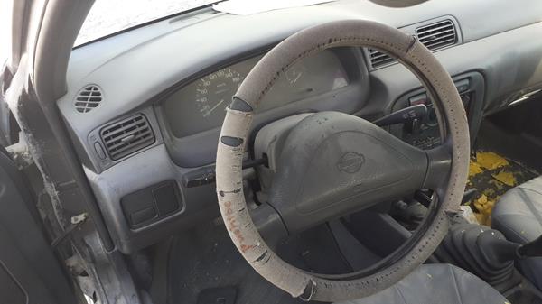 Photo 9 VIN: JN1BBAB14Z0307665 - NISSAN SUNNY 