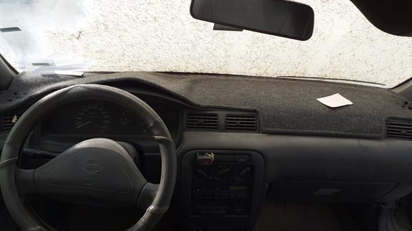 Photo 13 VIN: JN1BBAB14Z0307982 - NISSAN SUNNY 