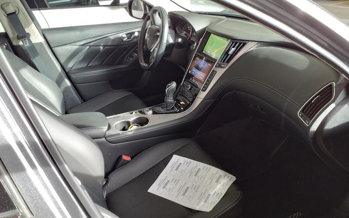 Photo 20 VIN: JN1BDAV37U0520215 - INFINITI Q50 