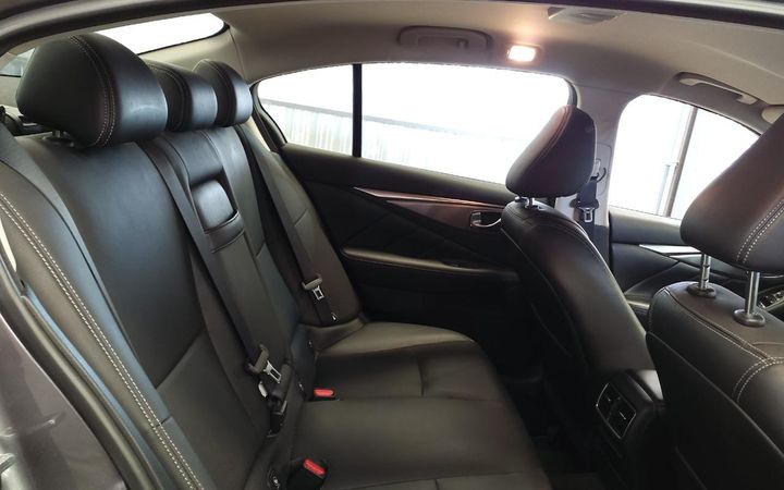 Photo 6 VIN: JN1BDAV37U0520236 - INFINITI Q50 