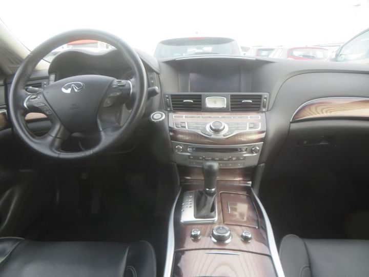 Photo 3 VIN: JN1BEAY51U0790006 - INFINITI Q70 