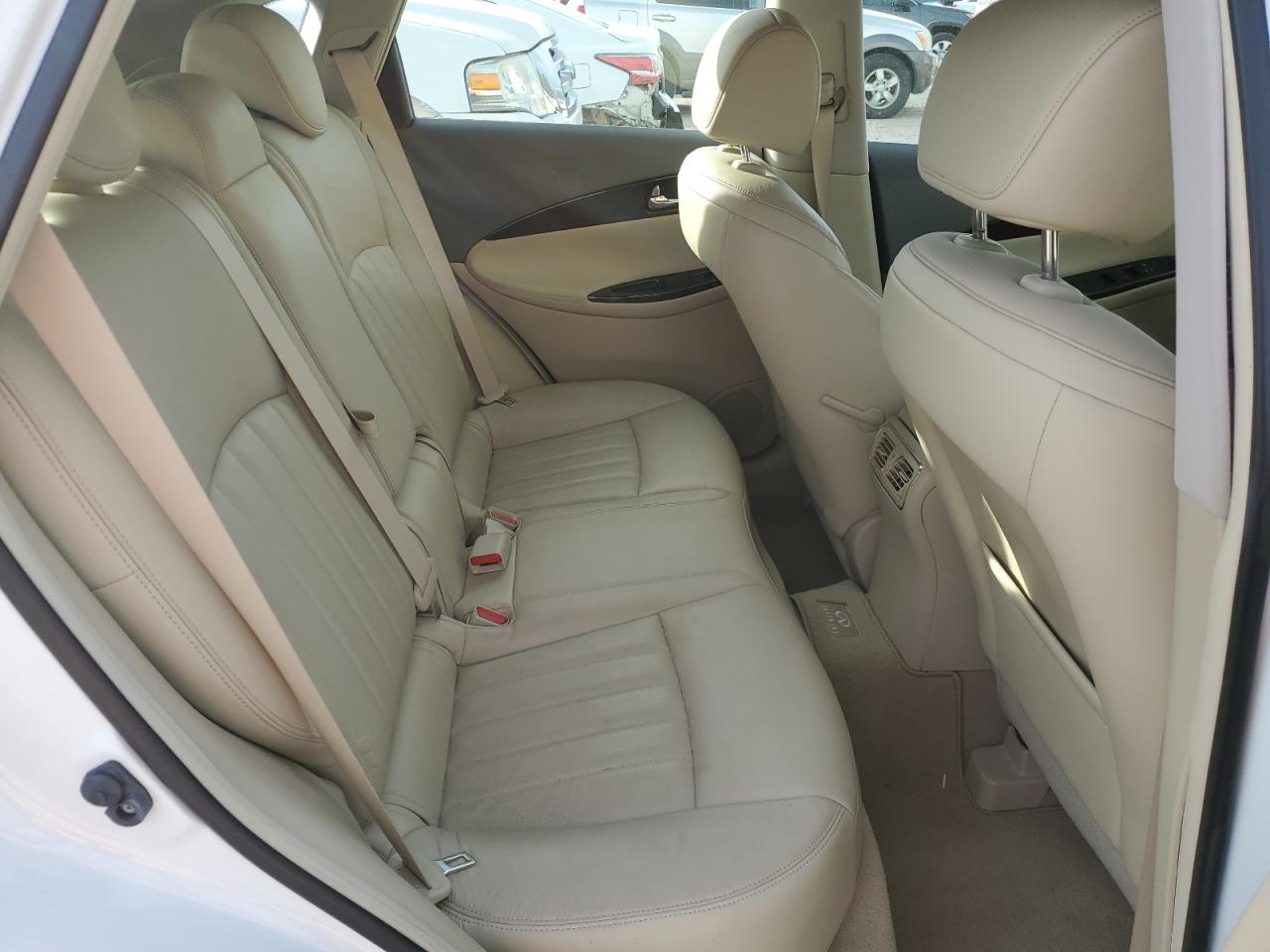 Photo 10 VIN: JN1BJ0HP2FM730665 - INFINITI QX50 