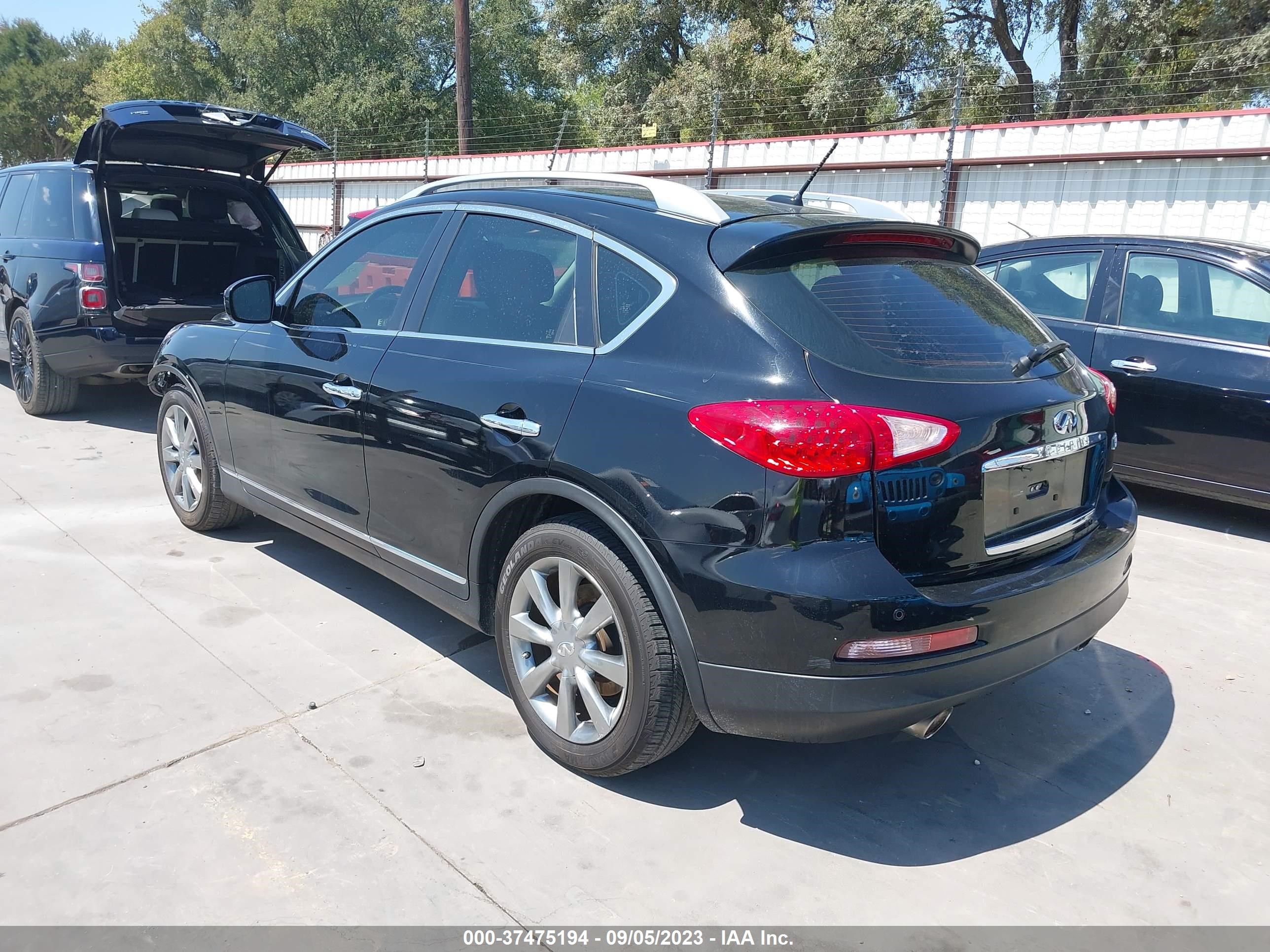 Photo 2 VIN: JN1BJ0HP8DM430125 - INFINITI EX 