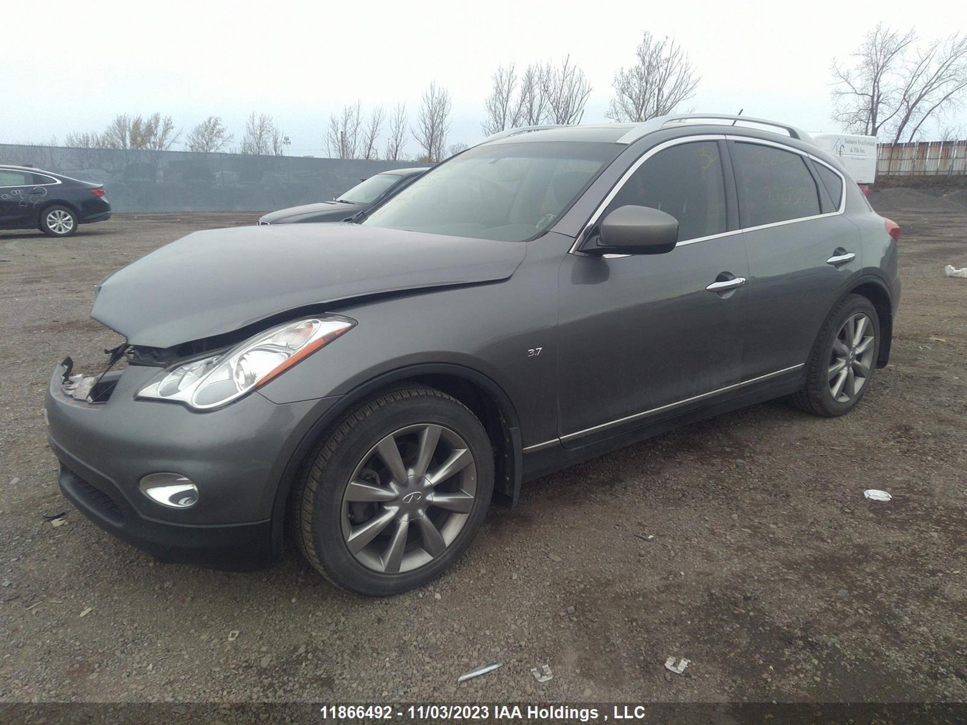 Photo 1 VIN: JN1BJ0HR3FM770335 - INFINITI QX50 