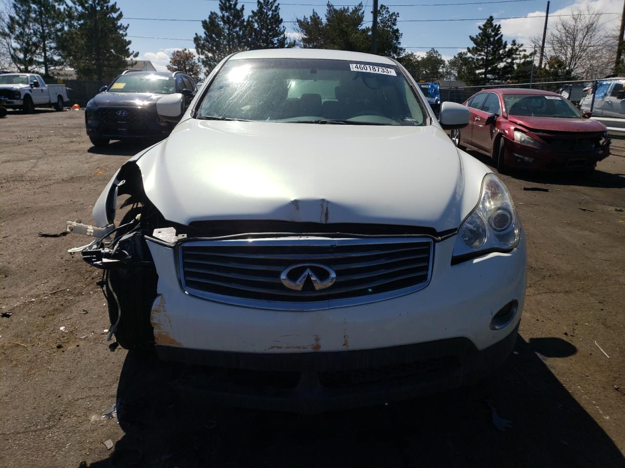 Photo 4 VIN: JN1BJ0HR6FM770782 - INFINITI QX50 