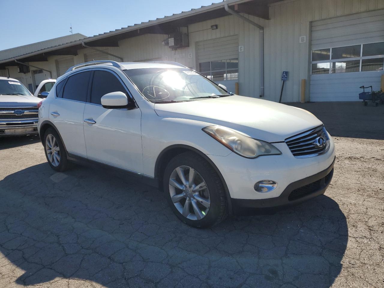 Photo 3 VIN: JN1BJ0HR9DM480114 - INFINITI EX 