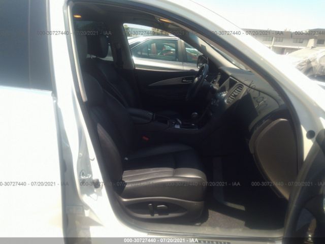 Photo 4 VIN: JN1BJ0RP8HM386762 - INFINITI QX50 