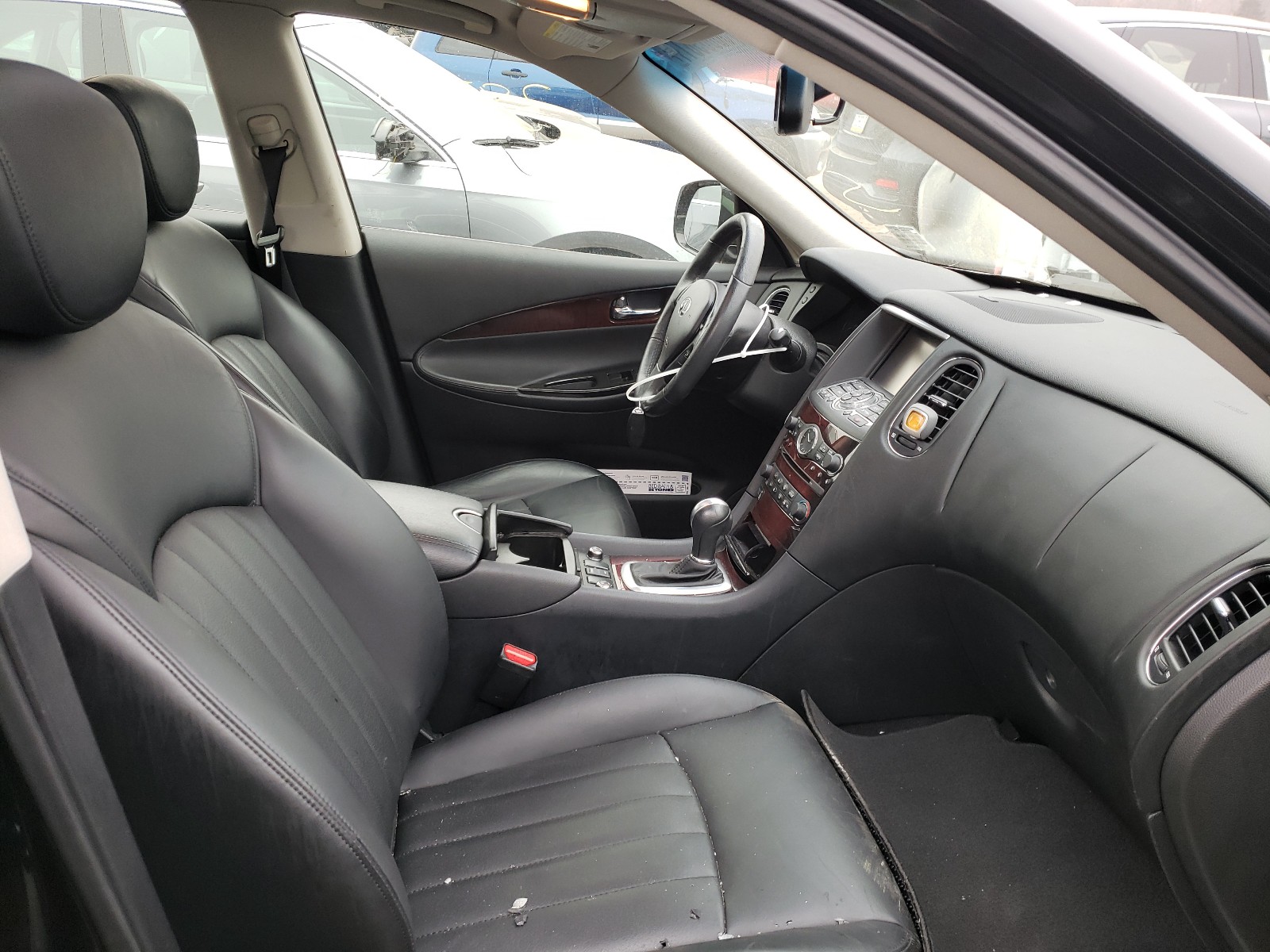 Photo 4 VIN: JN1BJ0RR4HM412629 - INFINITI QX50 