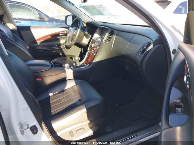 Photo 4 VIN: JN1BJ0RR6HM401275 - INFINITI QX50 