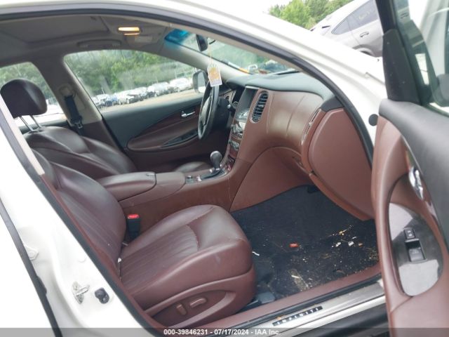 Photo 4 VIN: JN1BJ0RR6HM416309 - INFINITI QX50 