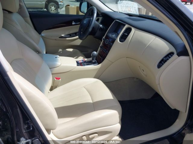 Photo 4 VIN: JN1BJ0RR7HM415282 - INFINITI QX50 